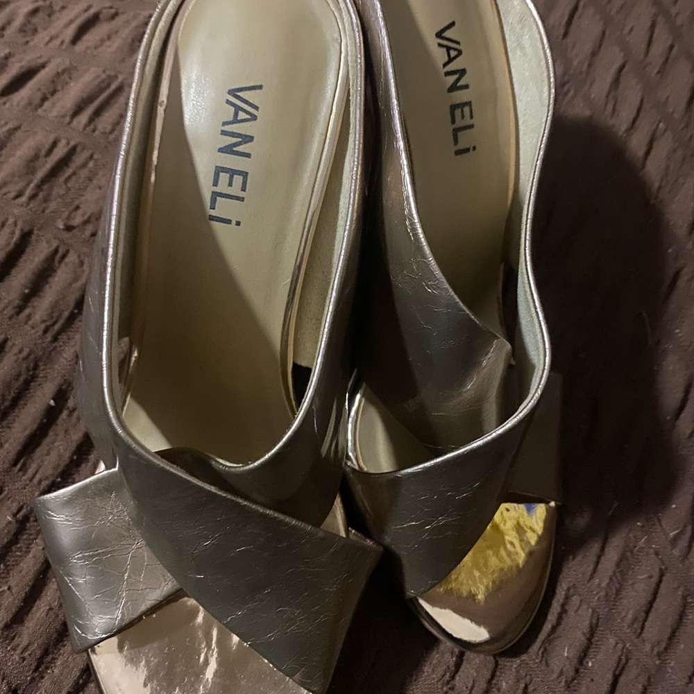 VAN ELi Sandals